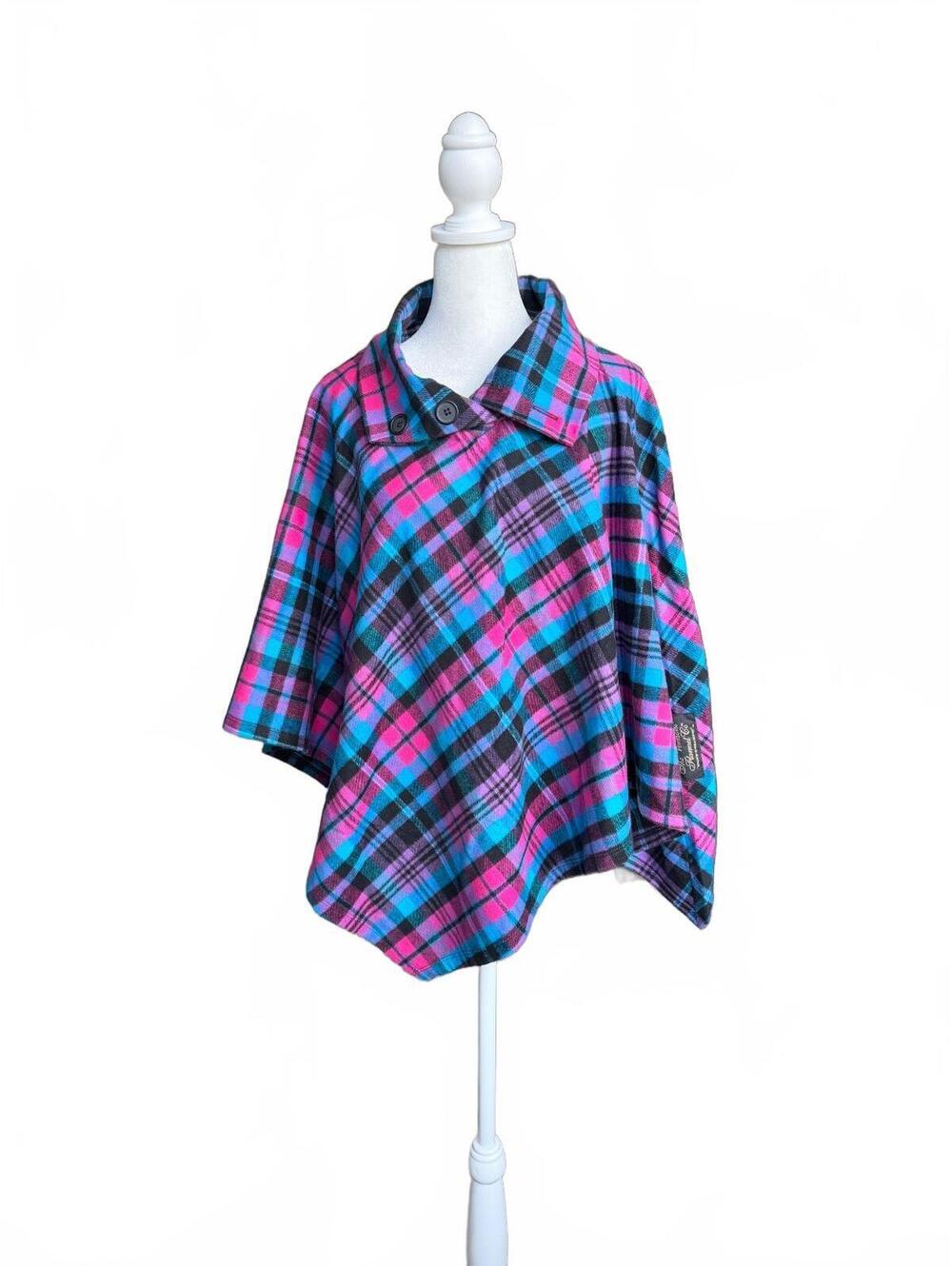 Vermont Flannel Co NWT plaid Shawl Cape in blue pink and black USA Sz S/M